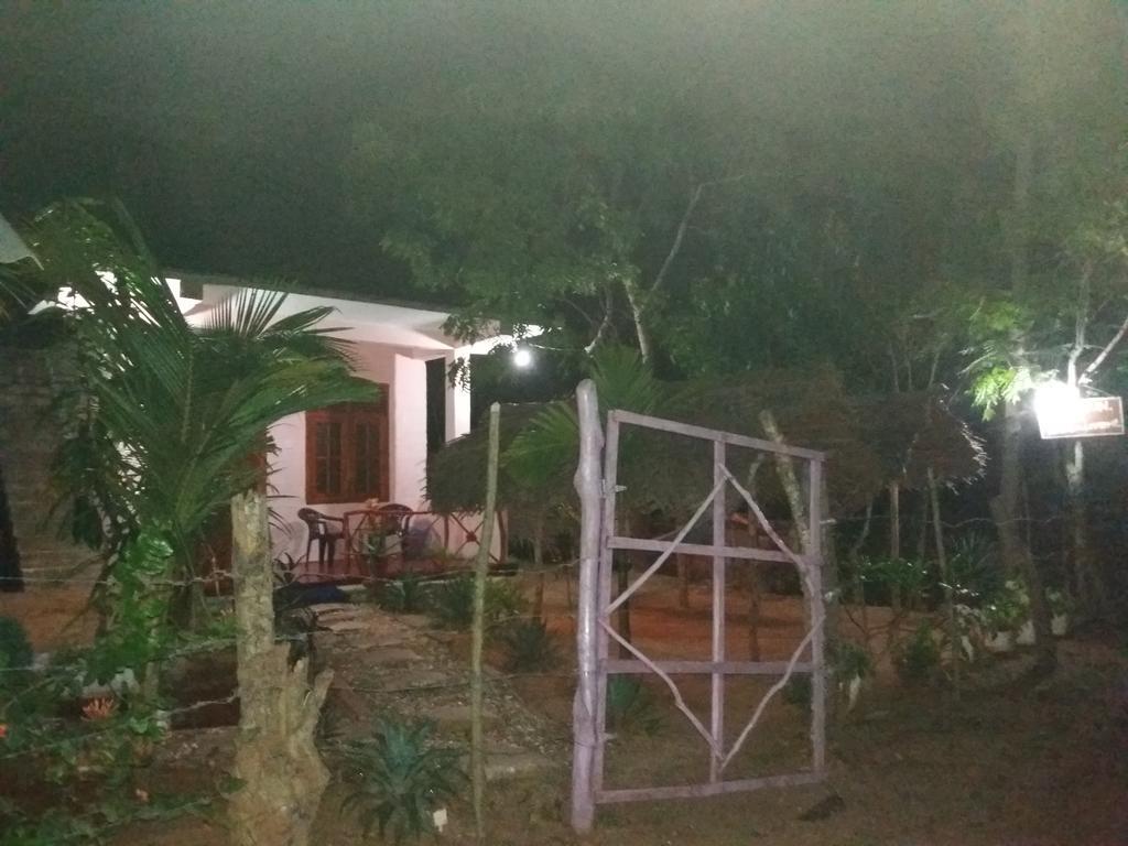 Star Sun Homestay Tangalle Eksteriør billede